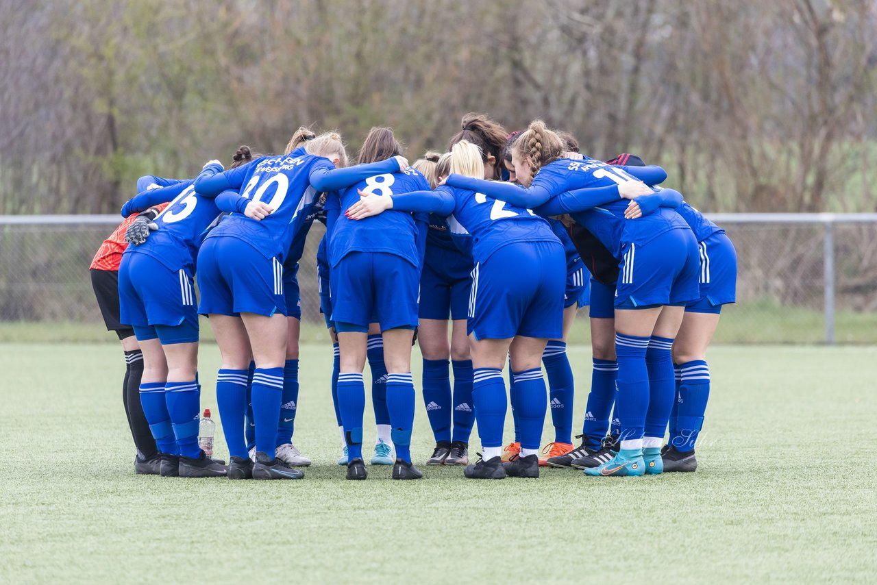 Bild 68 - F SSC Hagen Ahrensburg - SV Frisia Risum-Lindholm : Ergebnis: 1:2